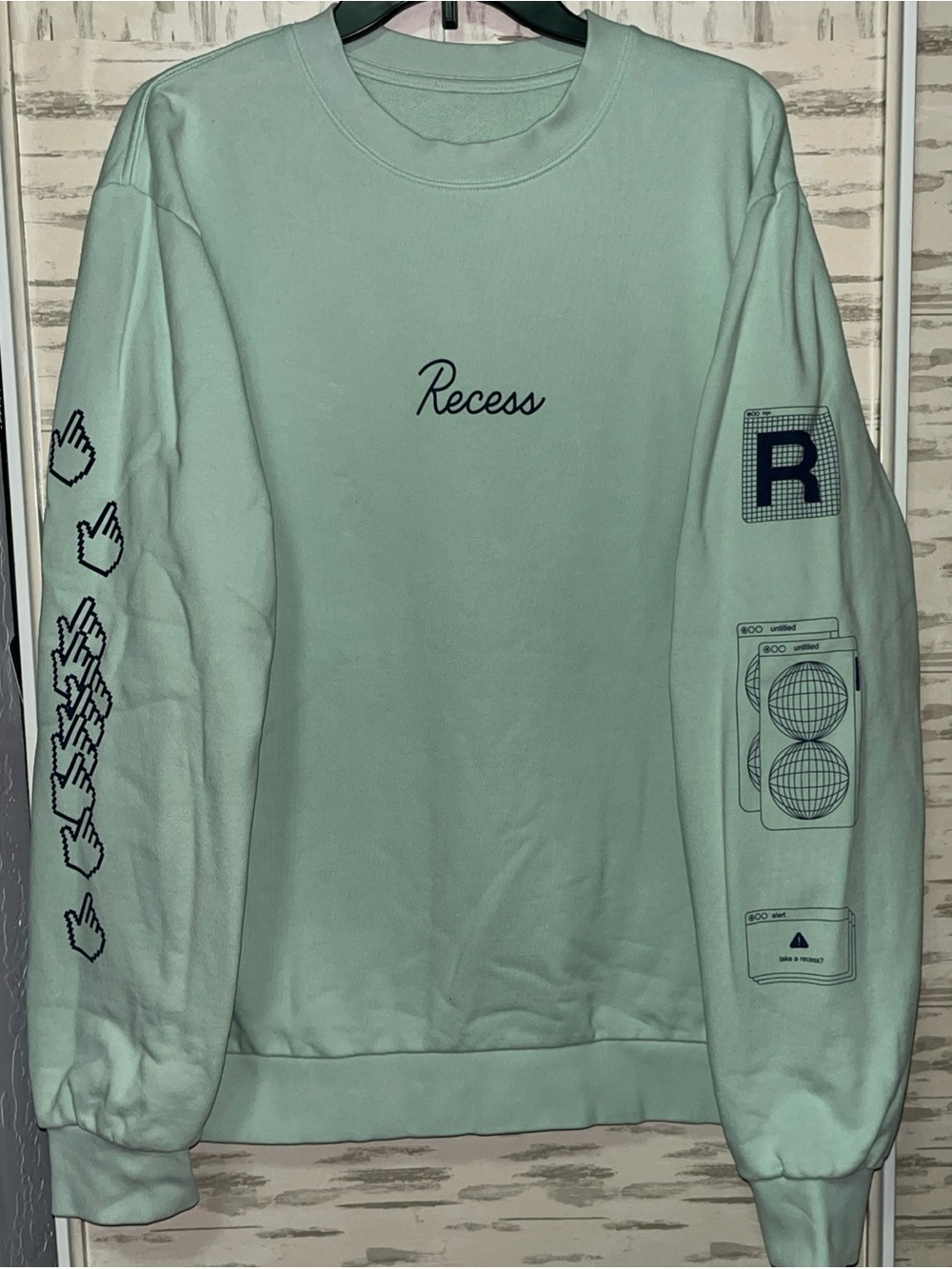 Recess Men’s XL Mint/Green Crew Neck Pullover Sweater Long Sleeve USA Made
”
